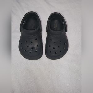 Black Crocs